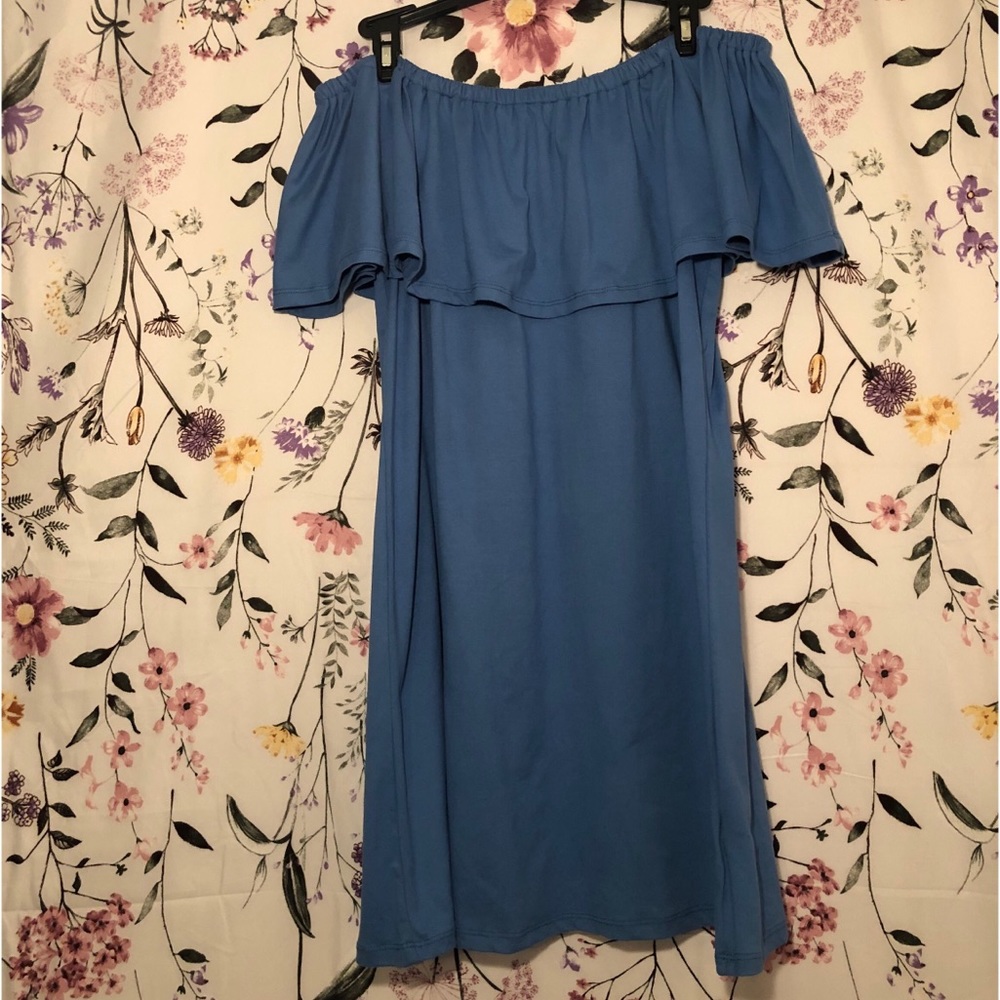 Blue dress